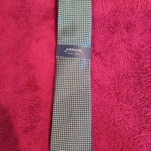 Arrow Tie